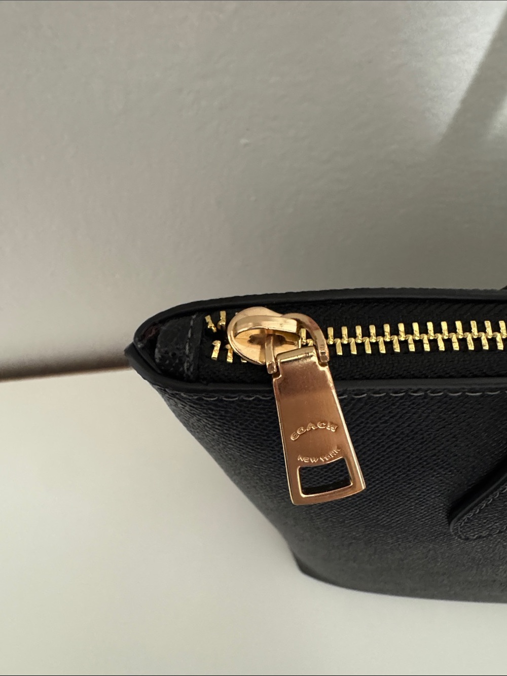 Coach Fiona zip tote - Picture 3 of 6